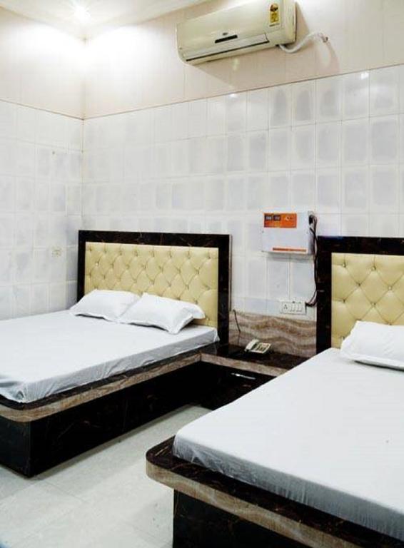 Ifm Guest House อัมริตสา ภายนอก รูปภาพ